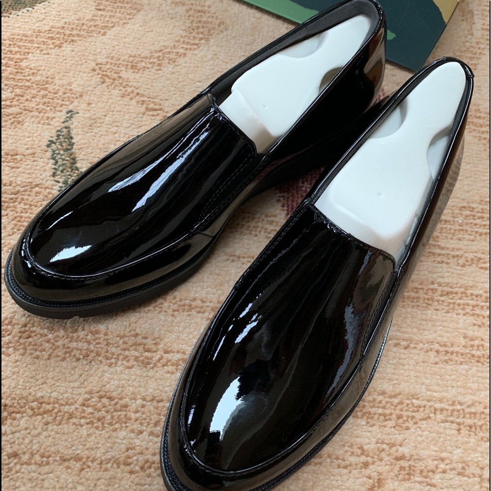 NEW!! Earth Loafer Size 8